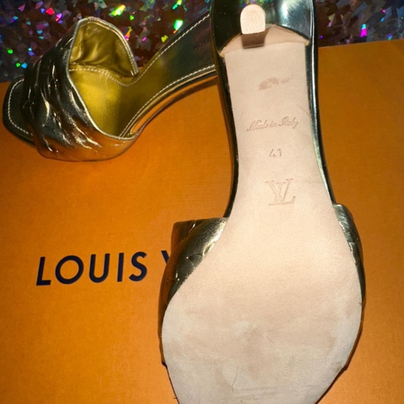 Louis Vuitton gold  mules heels - Picture 3 of 8